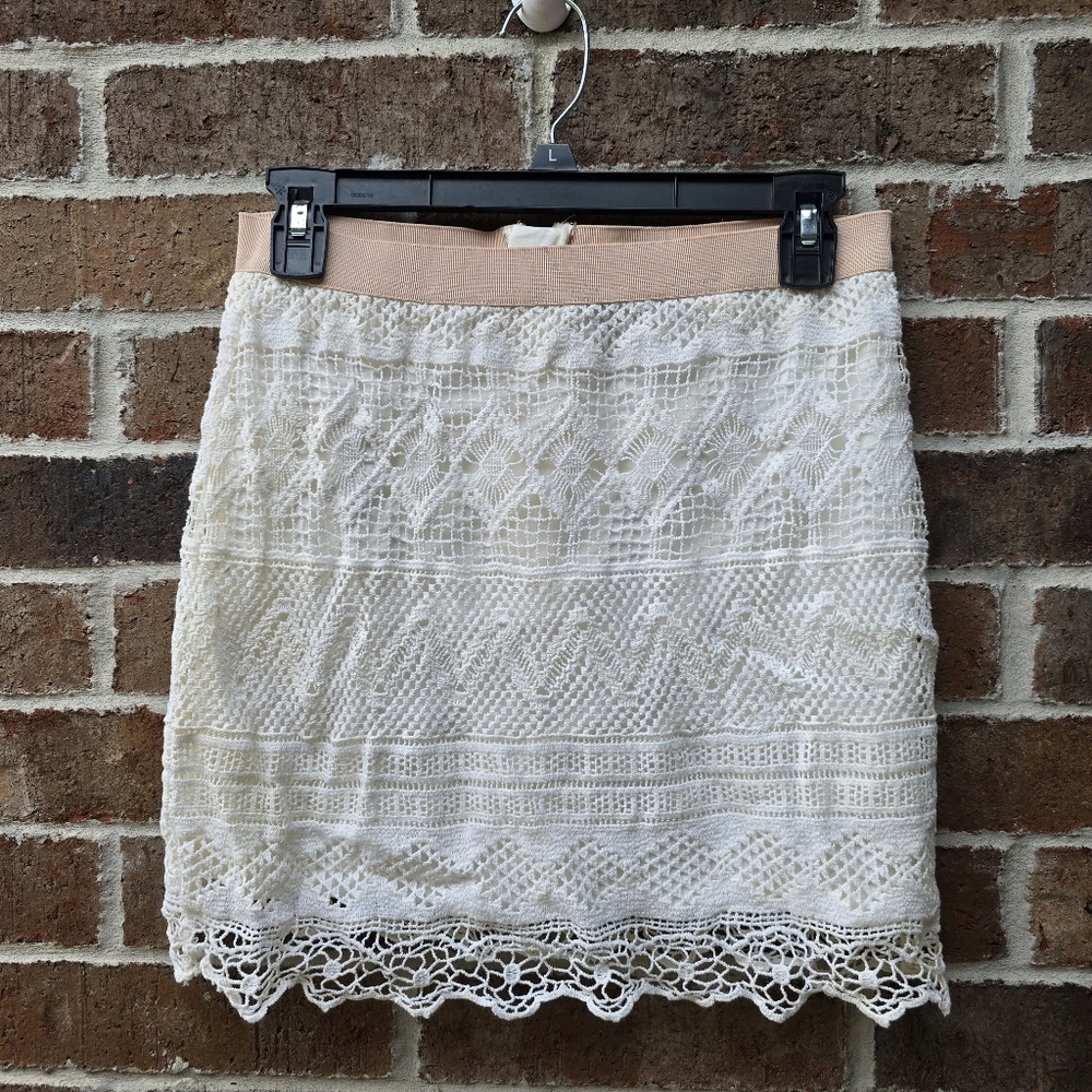 American Eagle Cream Lace Mini Skirt Boho Lined Size 2